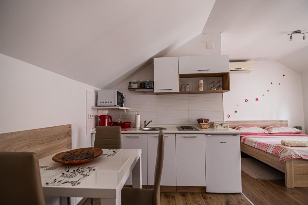Sunny Day Apartments Sveta Nedjelja  외부 사진