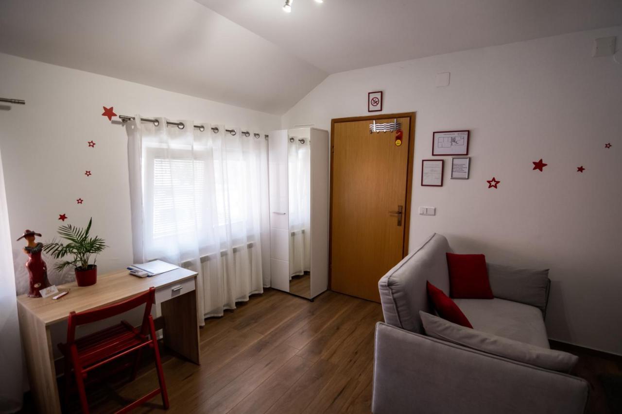 Sunny Day Apartments Sveta Nedjelja  외부 사진